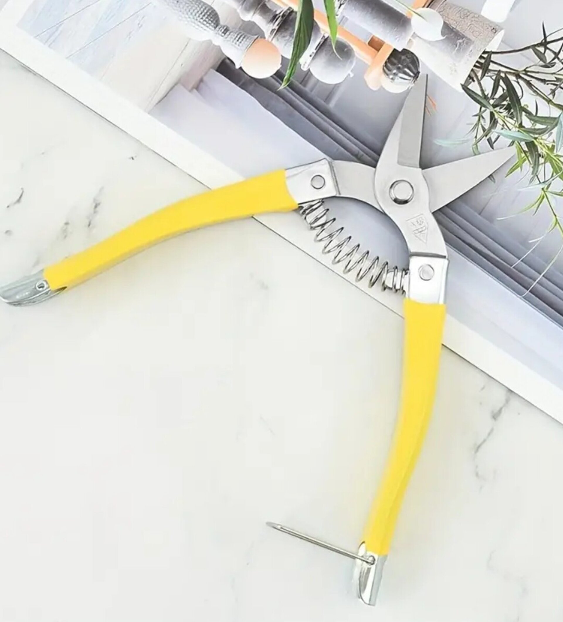Tijeras De Ramas Amarillas - 2